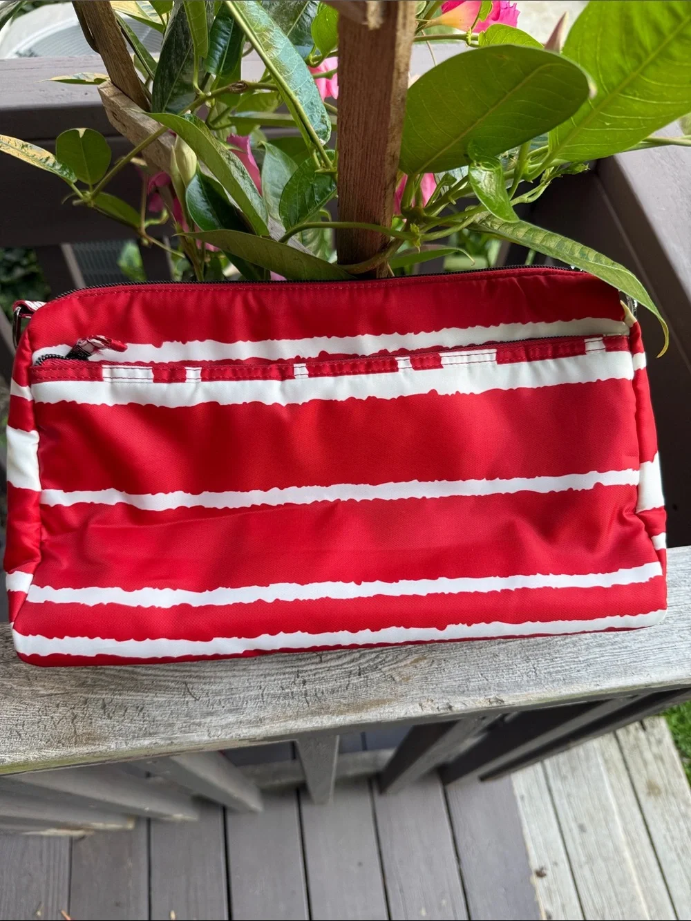 Lug Stretch LE crossbody bag